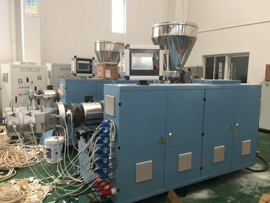PVC Electrical Conduit Pipe Production Line , PVC Pipe Extrusion Machine 0 - 40℃ Temp
